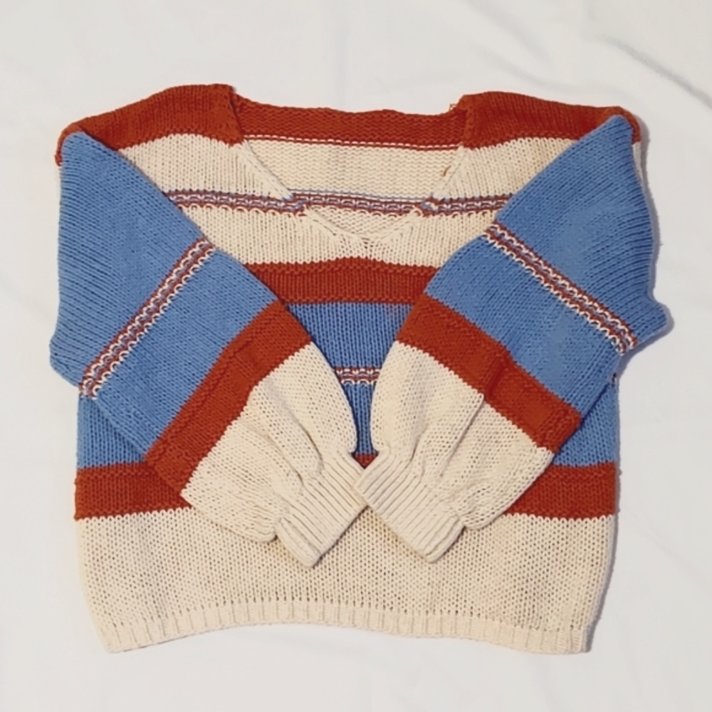 GORGEOUS SWEATER - Picture 5 of 7